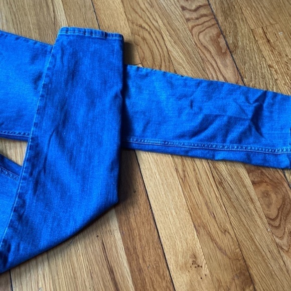 Old Navy Rockstar Super Skinny stretchy jeans size 12 mid rise tall EUC. - Picture 2 of 6